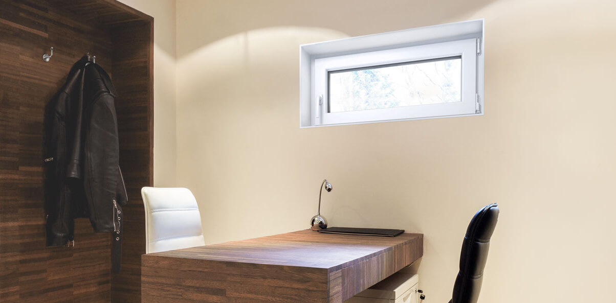 Kellerfenster in einem Kellerraum